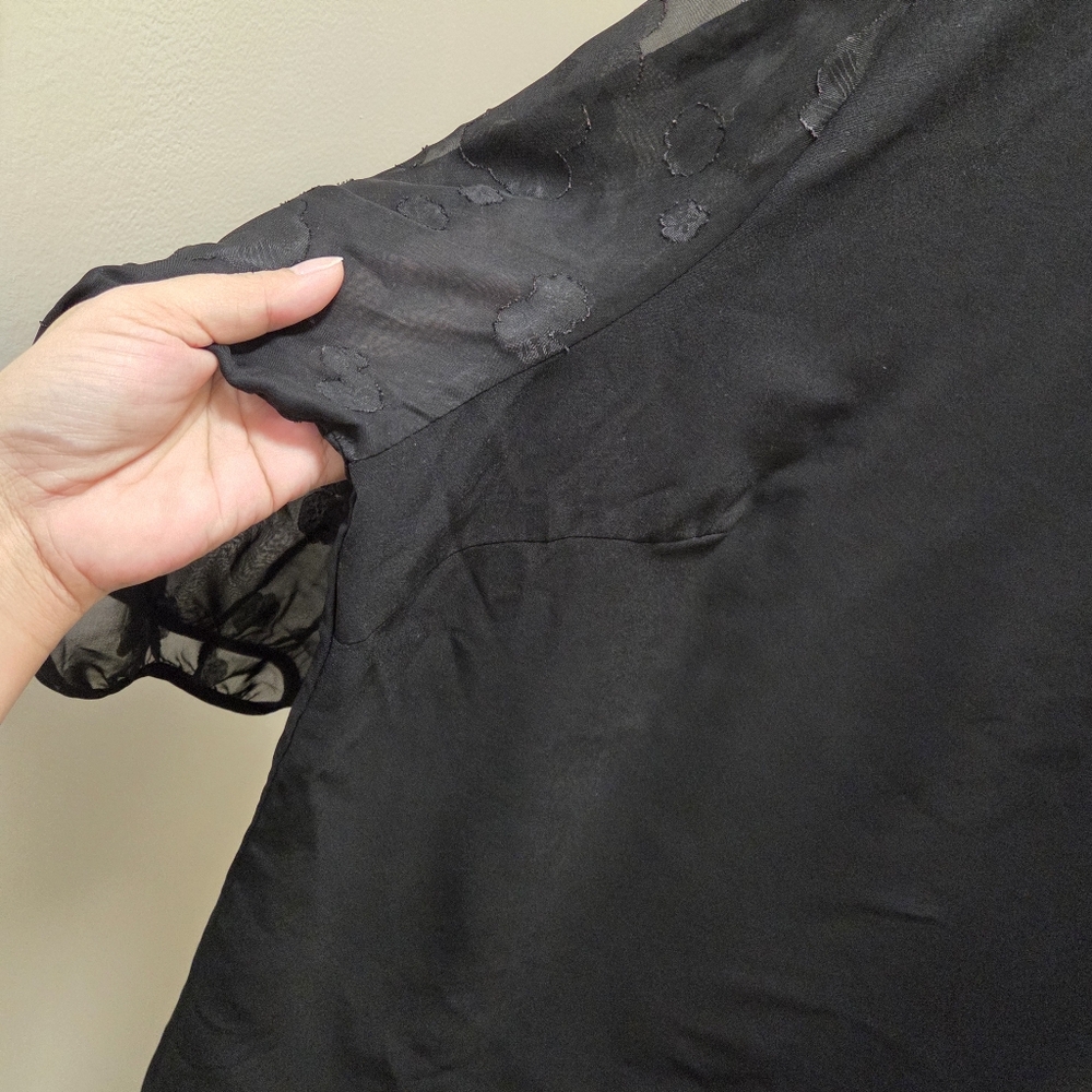 Emery Rose Plus Size Black Sheer Floral Sleeve Blouse | Elegant Chic Office Top - Picture 3 of 7